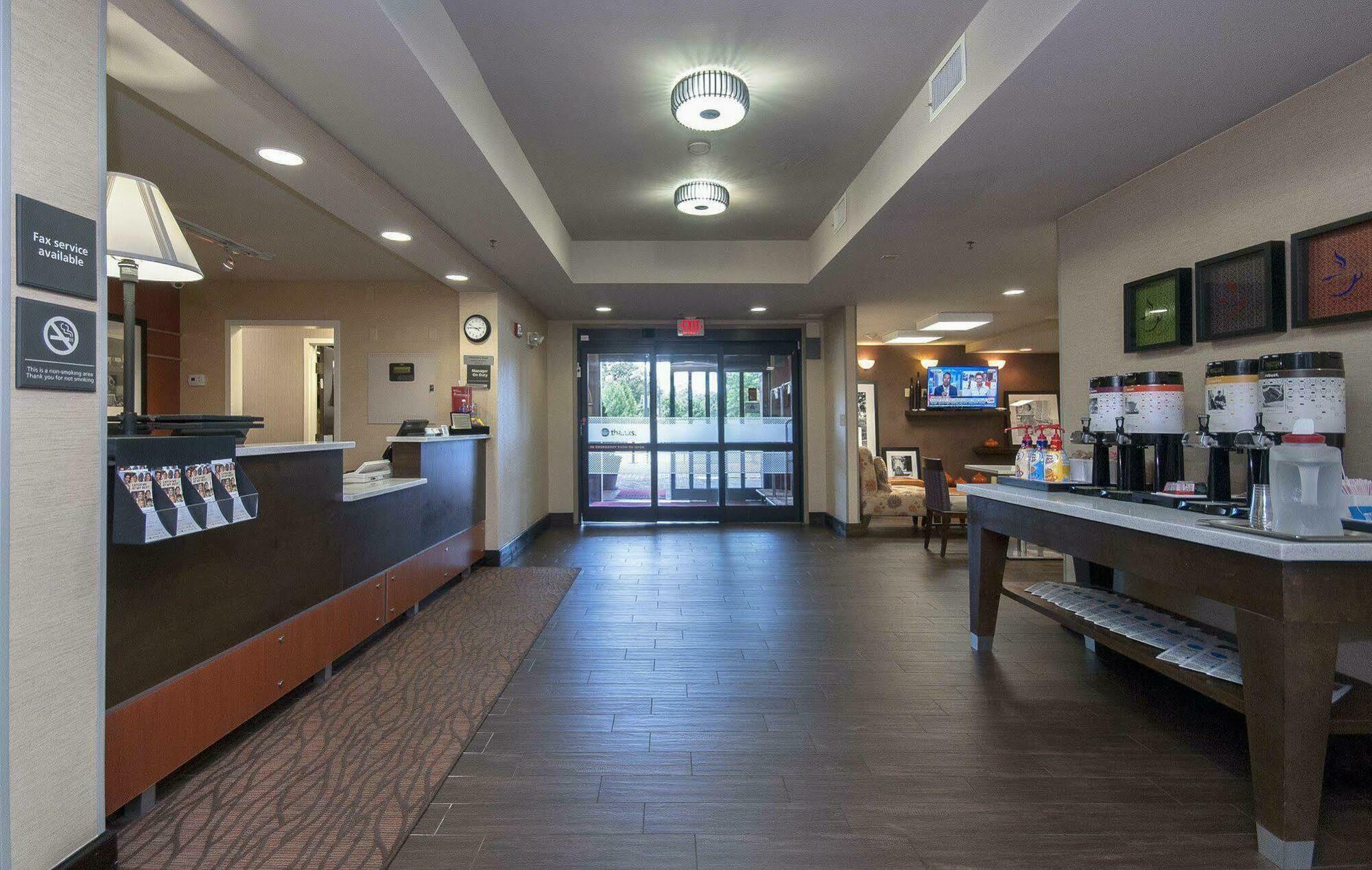 Hampton Inn Greenville/Travelers Rest Bagian luar foto